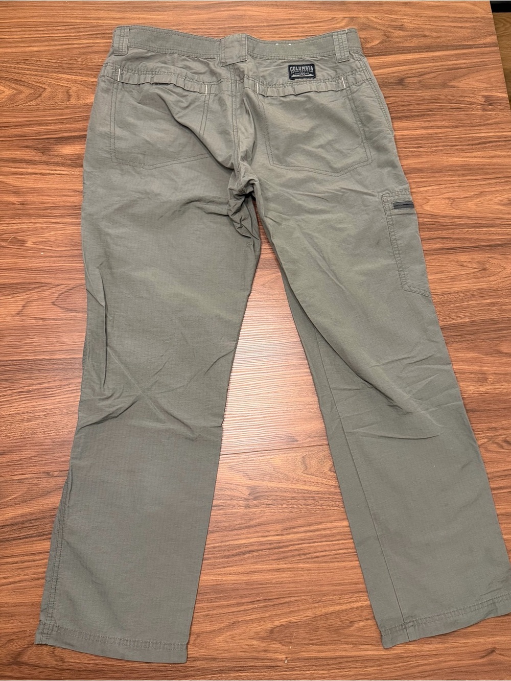 Title: Columbia Men’s Hiking Pants 34x30 Olive Ripstop Cargo Zip Pocket Out - Picture 3 of 5